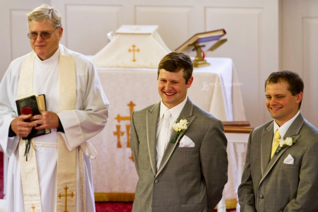 Pros  Cons of Doing a First Look - Image Property of www.j-dphoto.com