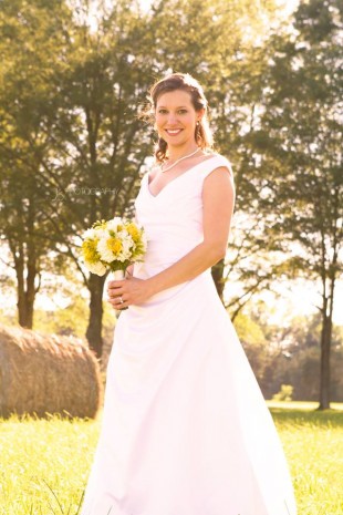 Meg  Ians Rustic Farm Wedding - Image Property of www.j-dphoto.com