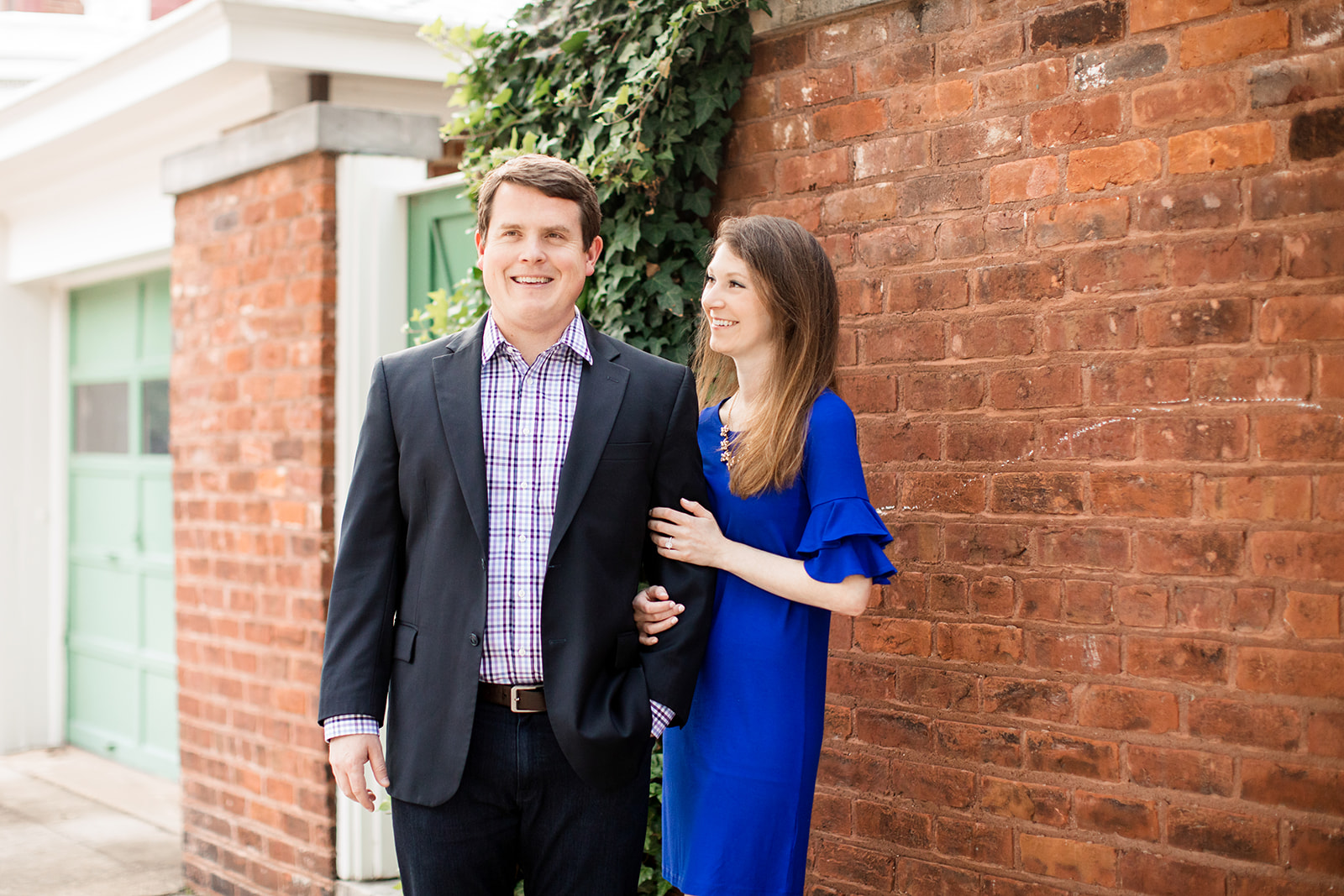 Chris Allies Engagement Photos on Monument Avenue - Image Property of www.j-dphoto.com