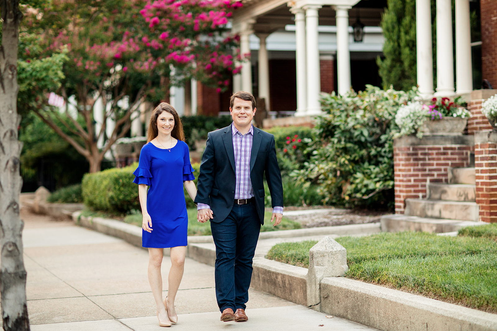 Chris Allies Engagement Photos on Monument Avenue - Image Property of www.j-dphoto.com