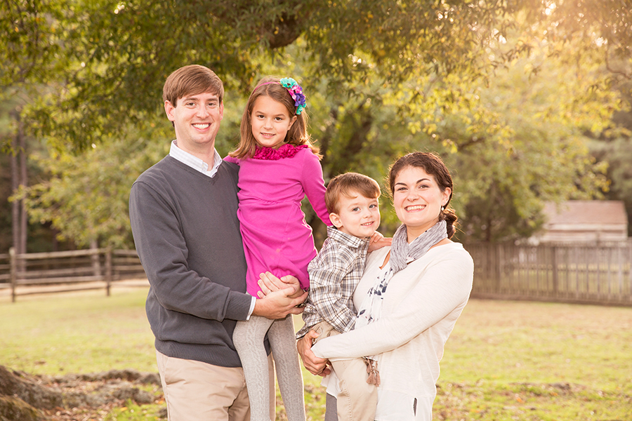 Family Photo Session with the Comstock Family - Image Property of www.j-dphoto.com