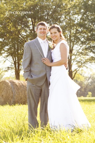 Meg  Ians Rustic Farm Wedding - Image Property of www.j-dphoto.com