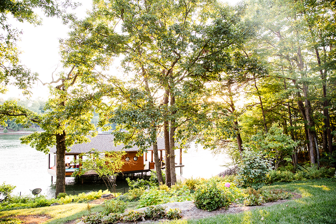 Ryan Jordans Wedding at Smith Mountain Lake - Image Property of www.j-dphoto.com