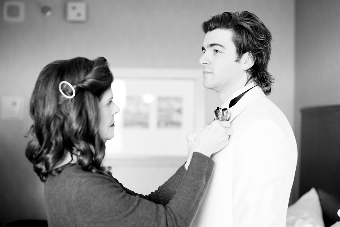 Kristen  Andrews Winter Wedding - Image Property of www.j-dphoto.com