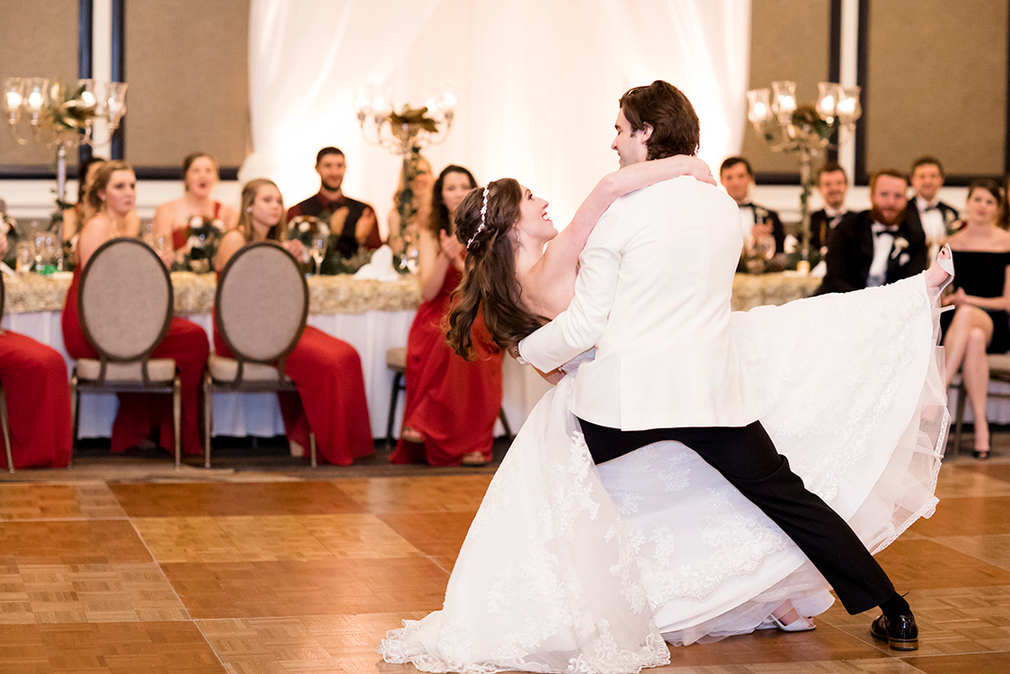 Kristen  Andrews Winter Wedding - Image Property of www.j-dphoto.com