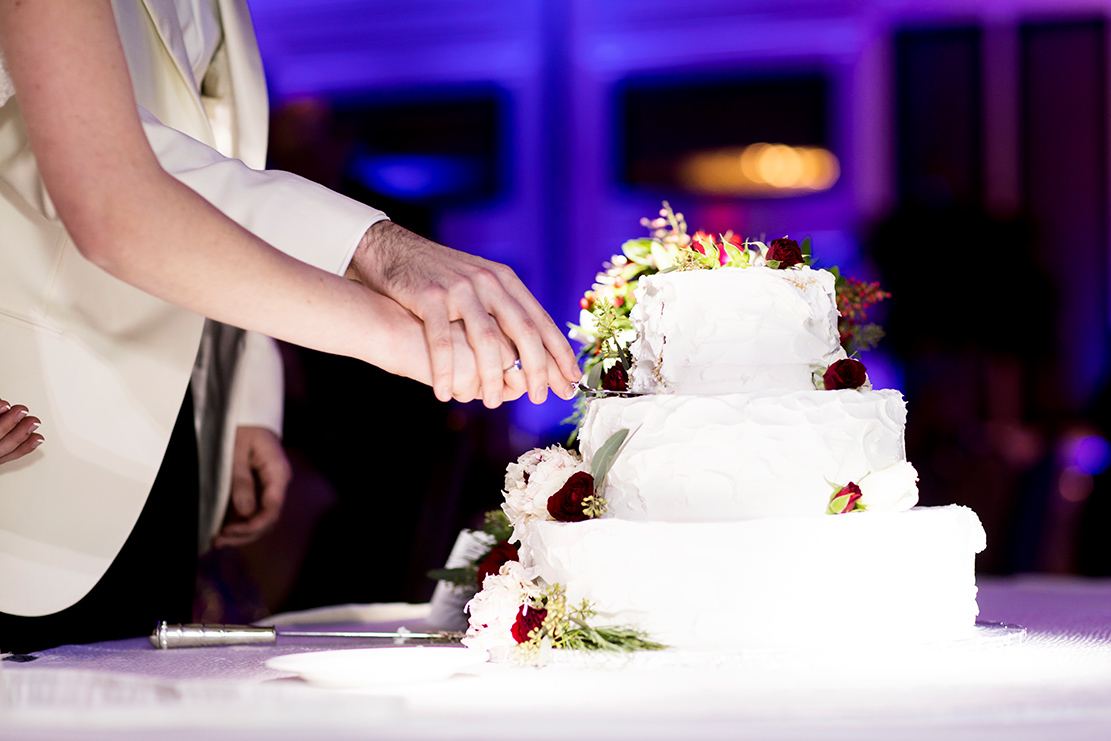 Kristen  Andrews Winter Wedding - Image Property of www.j-dphoto.com
