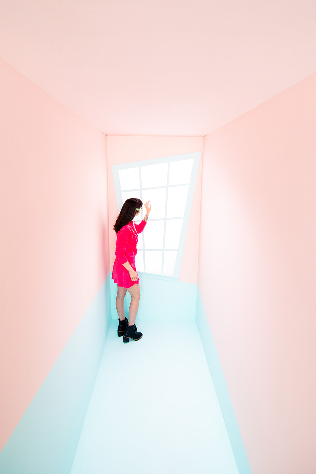 Surreal Forced Perspective Hallway Photoshoot - Jada And David Parrish