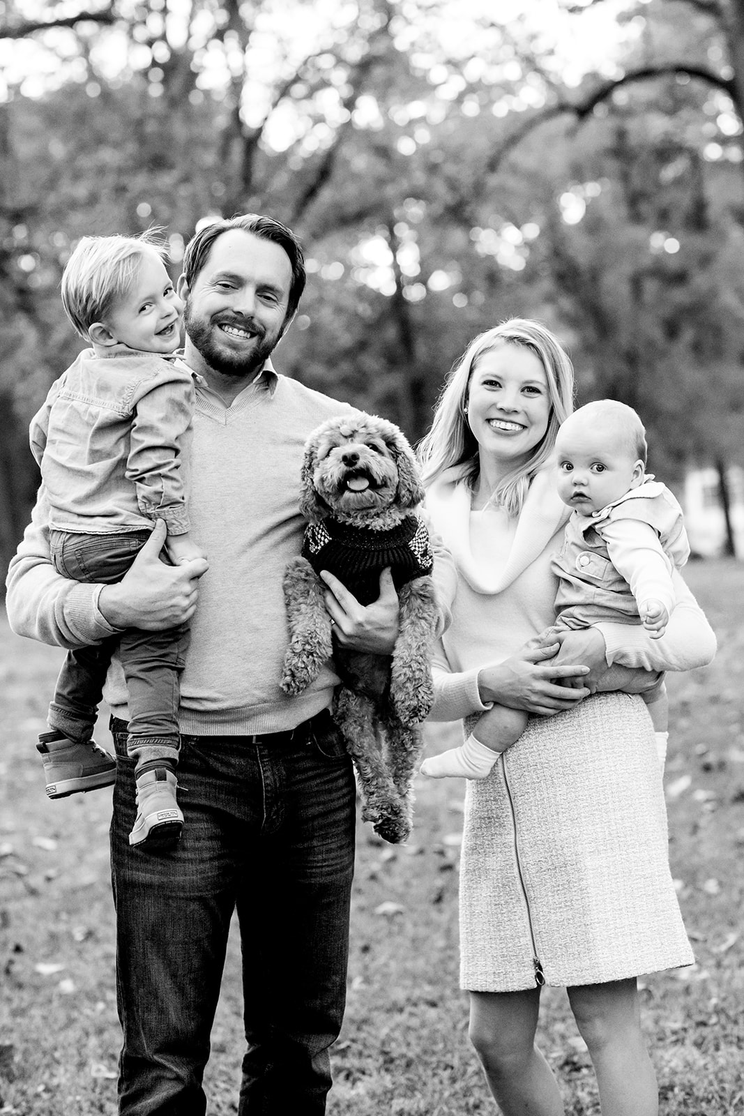 Moran Fall Family Photos at Byrd Park - Image Property of www.j-dphoto.com