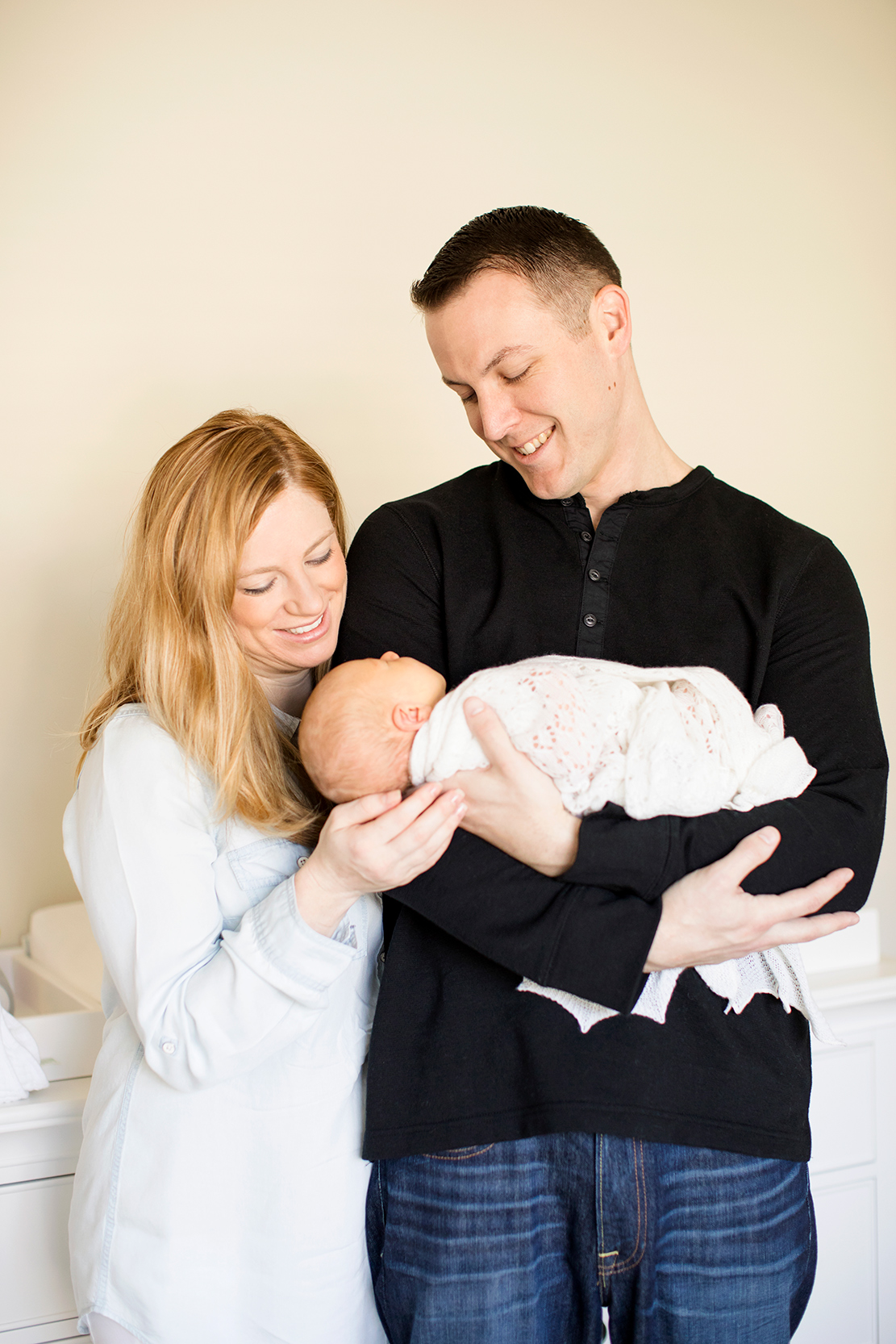 Baby Georges Cozy at Home Newborn Photo Shoot - Image Property of www.j-dphoto.com