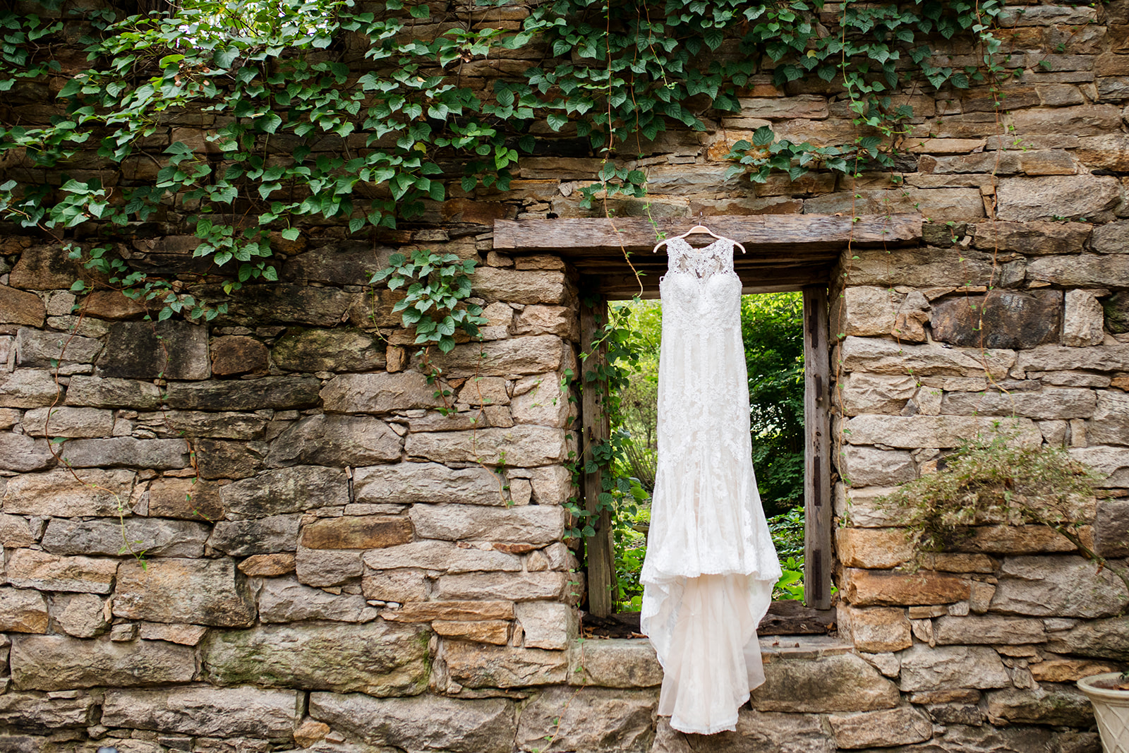 Nicole  Zachs Fall Wedding at The Mill at Fine Creek - Image Property of www.j-dphoto.com