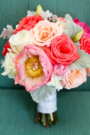 Top 10 Wedding Bouquets of 2014 - Image Property of www.j-dphoto.com