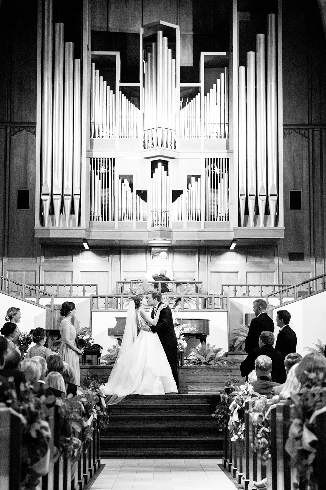 Susan  Sams University of Richmond Wedding - Image Property of www.j-dphoto.com