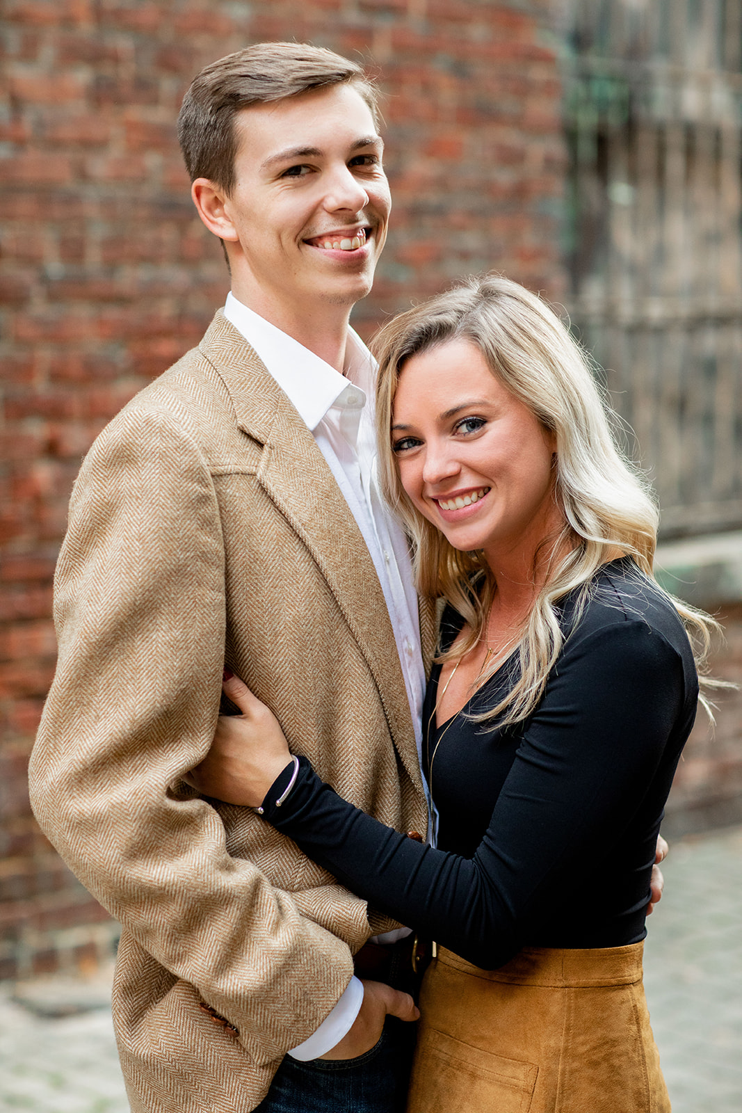 Ally  Austins Maymont and Tobacco Company Engagement Shoot - Image Property of www.j-dphoto.com