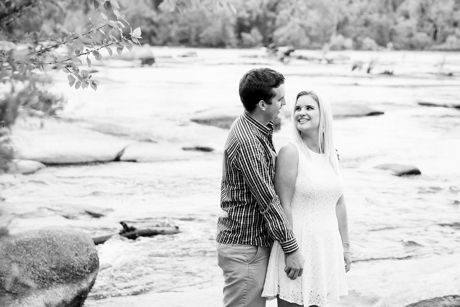 Ashton  Craigs James River Engagement Session - Image Property of www.j-dphoto.com