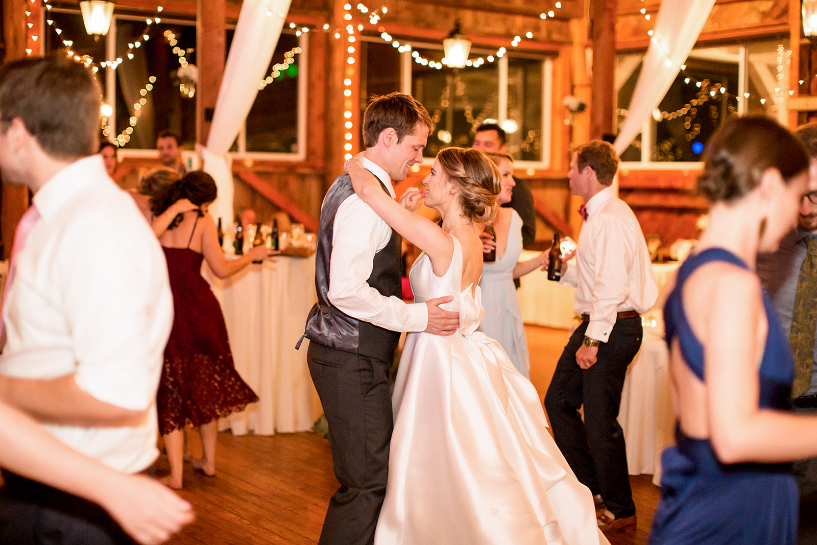 Beth  Devins Misty Mountain Wedding - Image Property of www.j-dphoto.com