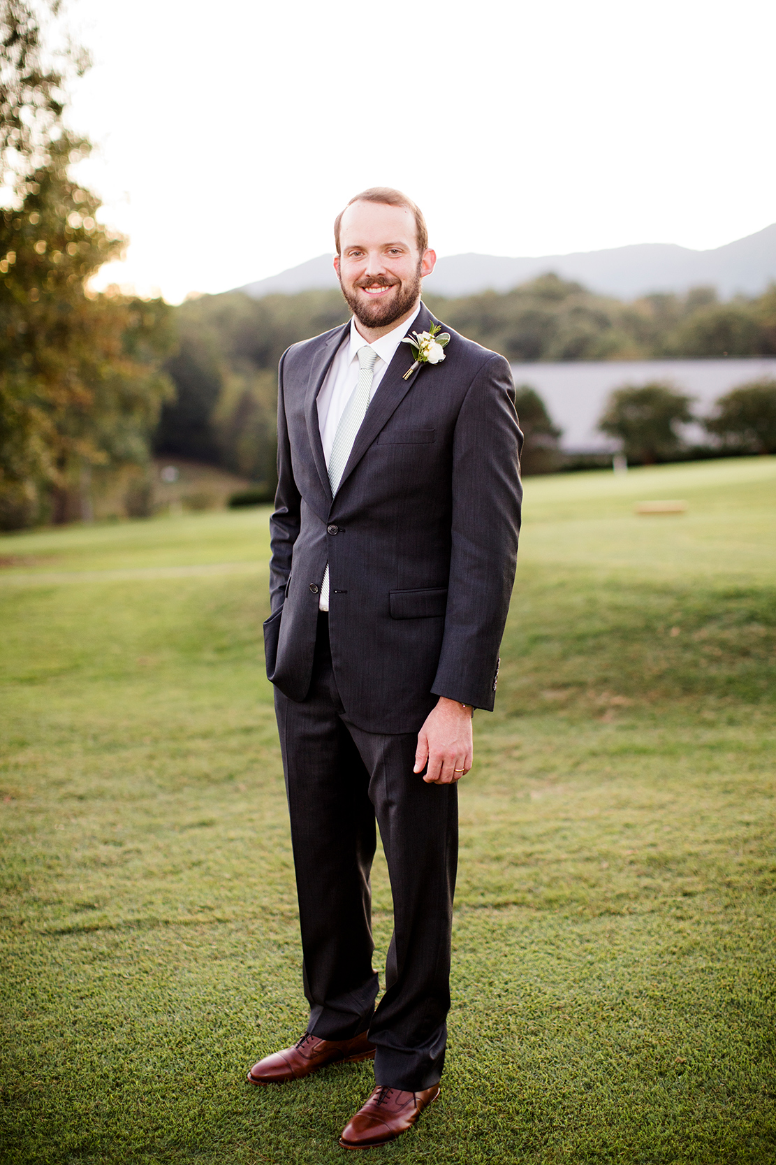 Beth  Blakleys Wedding at The Boonsboro Country Club - Image Property of www.j-dphoto.com