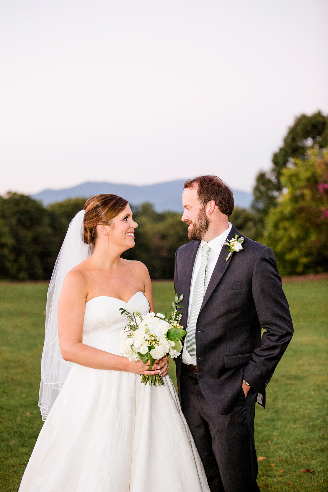 Beth  Blakleys Wedding at The Boonsboro Country Club - Image Property of www.j-dphoto.com