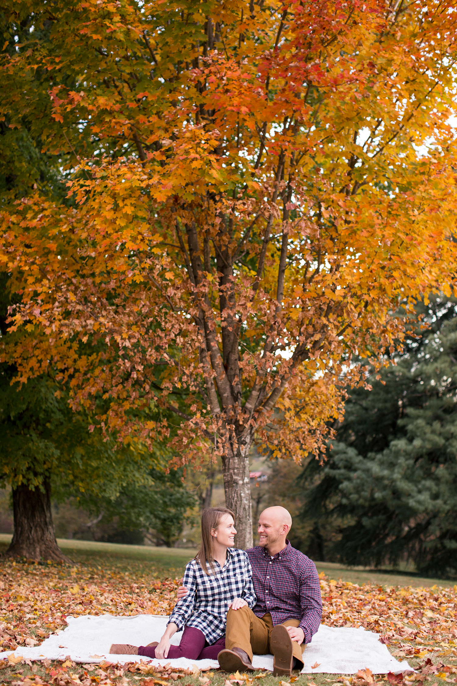 Brooke Stevens Maymont Engagement Session - Image Property of www.j-dphoto.com