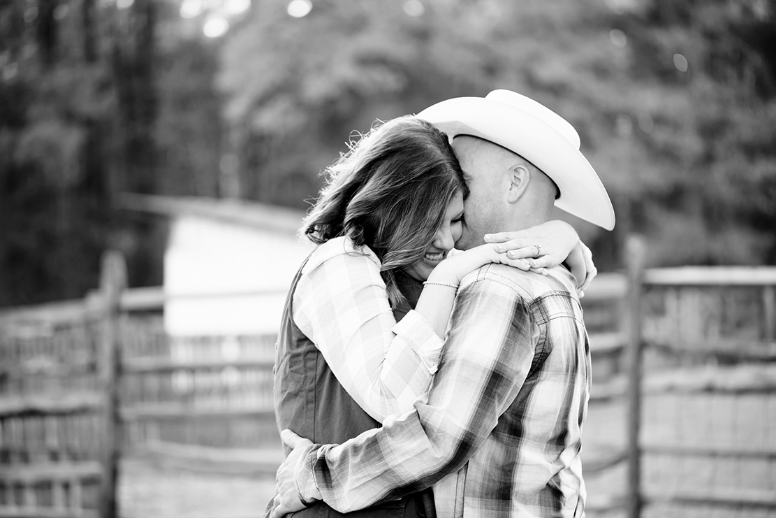 Jess  Shanes Engagement Shoot at Crump Park - Image Property of www.j-dphoto.com