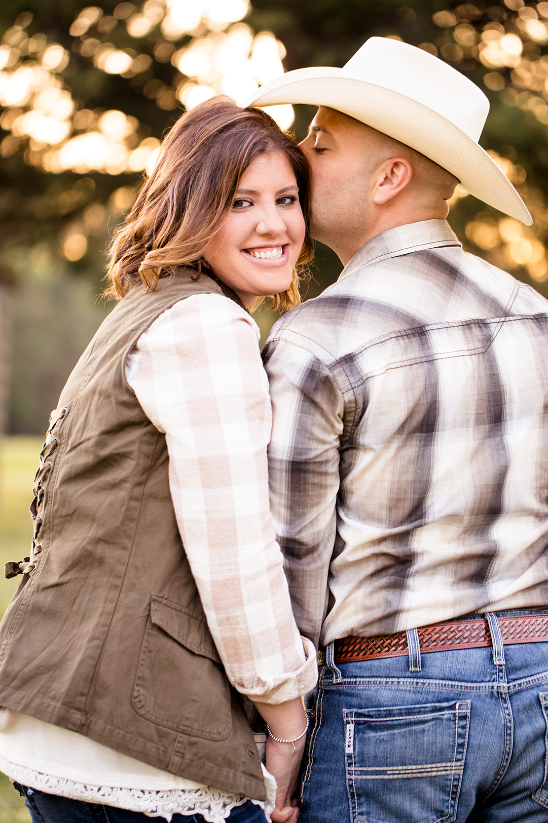 Jess  Shanes Engagement Shoot at Crump Park - Image Property of www.j-dphoto.com