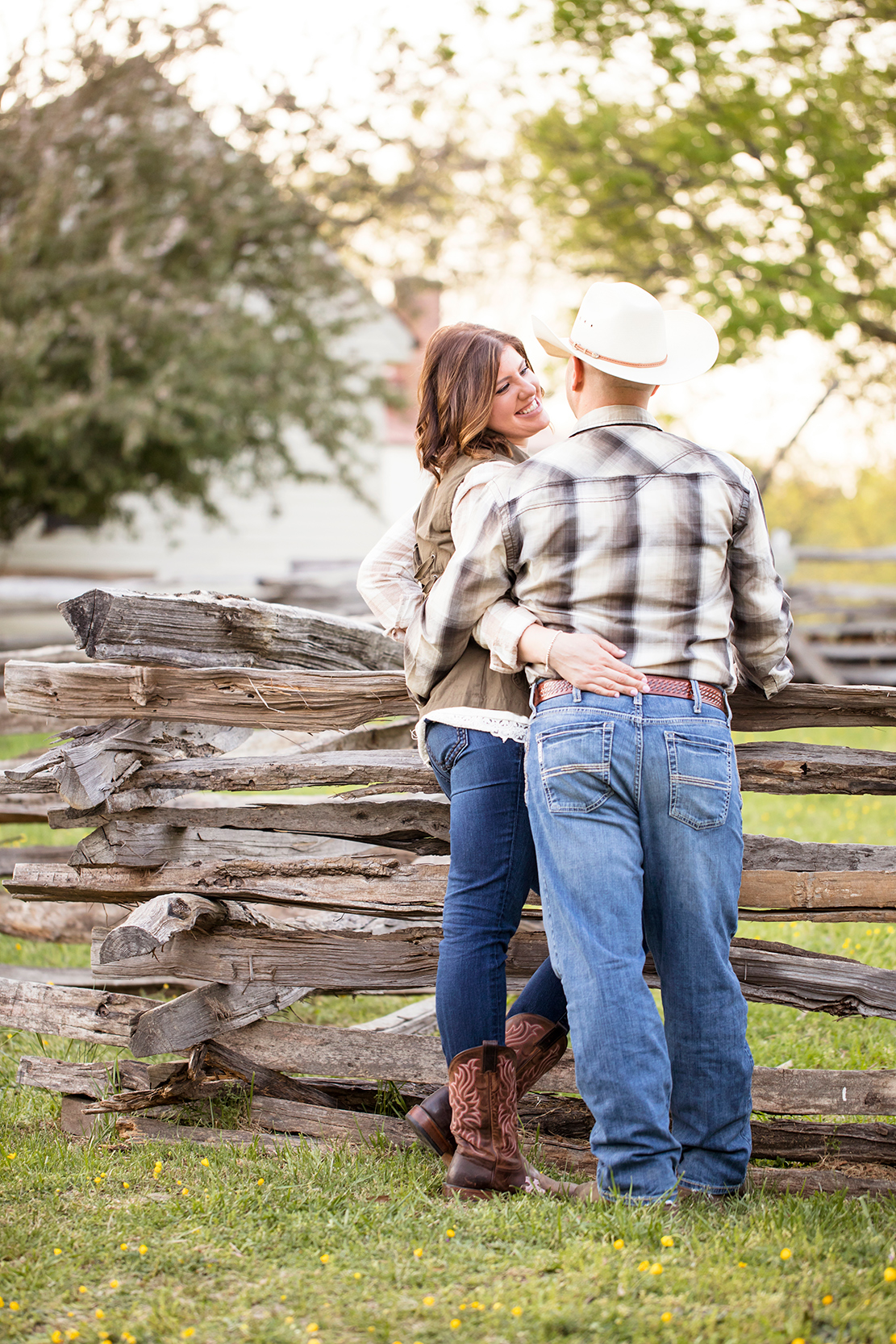 Jess  Shanes Engagement Shoot at Crump Park - Image Property of www.j-dphoto.com