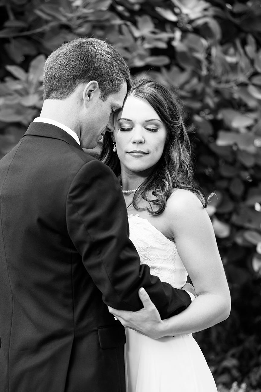 Candess  Nicks Elopement at The Inn at Willow - Image Property of www.j-dphoto.com