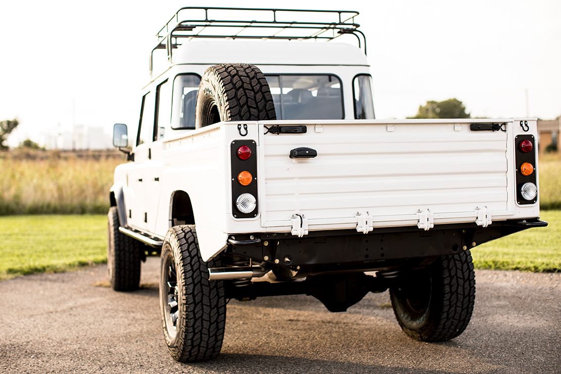 Defender Automotive Shoot - Image Property of www.j-dphoto.com