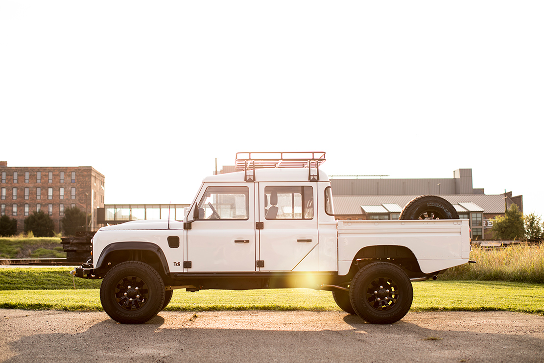 Defender Automotive Shoot - Image Property of www.j-dphoto.com