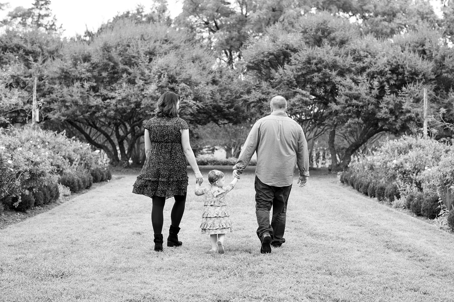 Fall Family Photos at Tuckahoe Plantation - Image Property of www.j-dphoto.com