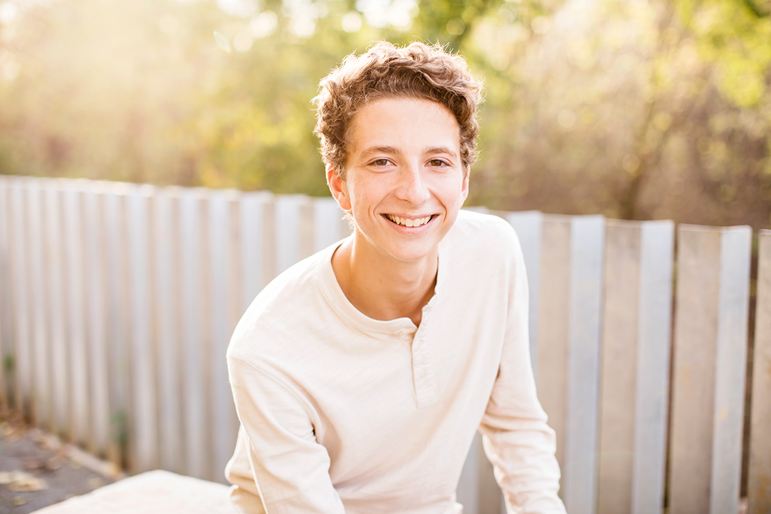 Griffins Senior Photos at The Potterfield Memorial Bridge - Image Property of www.j-dphoto.com