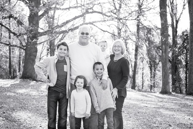 Gilbert Extended Family Portraits - Image Property of www.j-dphoto.com