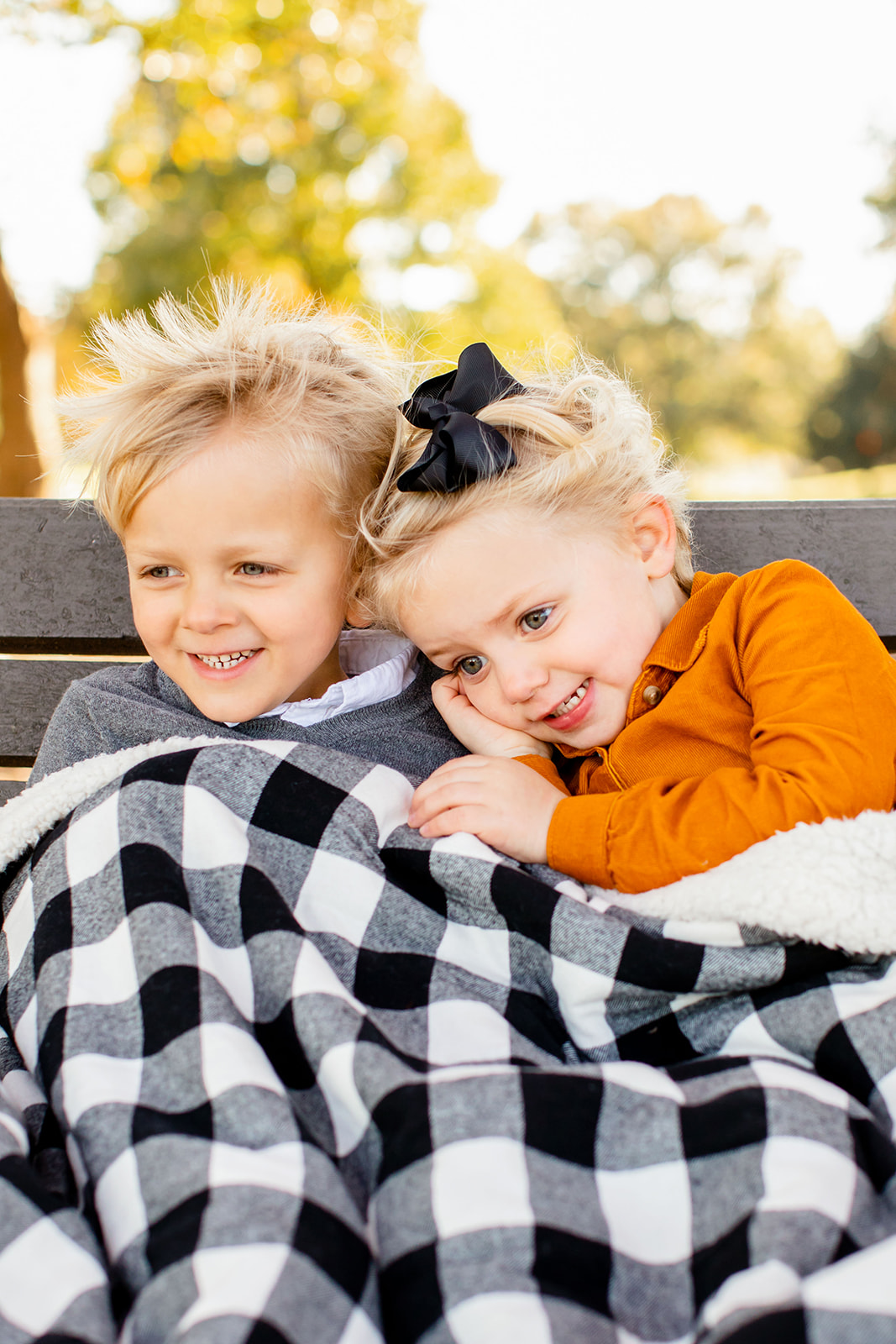 Hindman Family Photos at Ida Lee Park - Image Property of www.j-dphoto.com