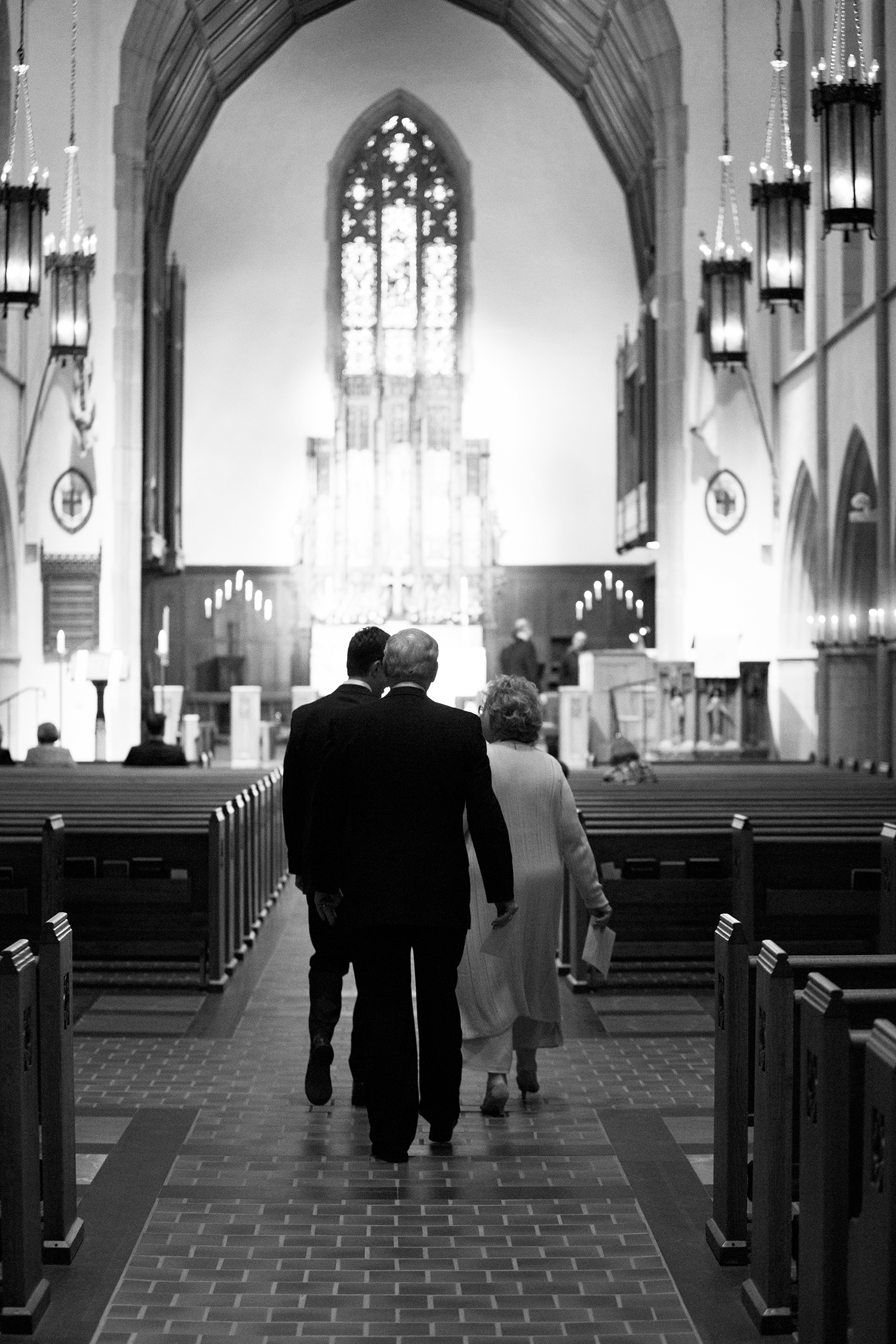 Ibbie Jebs Pastel Toned Spring Wedding - Image Property of www.j-dphoto.com