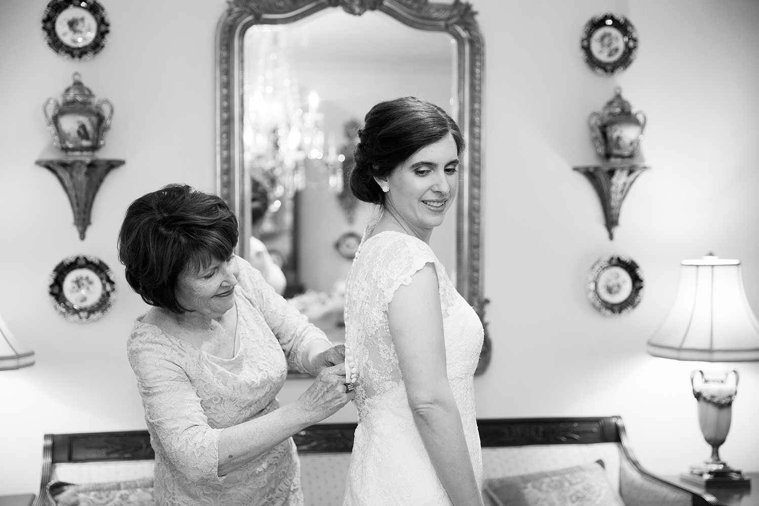 Ibbie Jebs Pastel Toned Spring Wedding - Image Property of www.j-dphoto.com