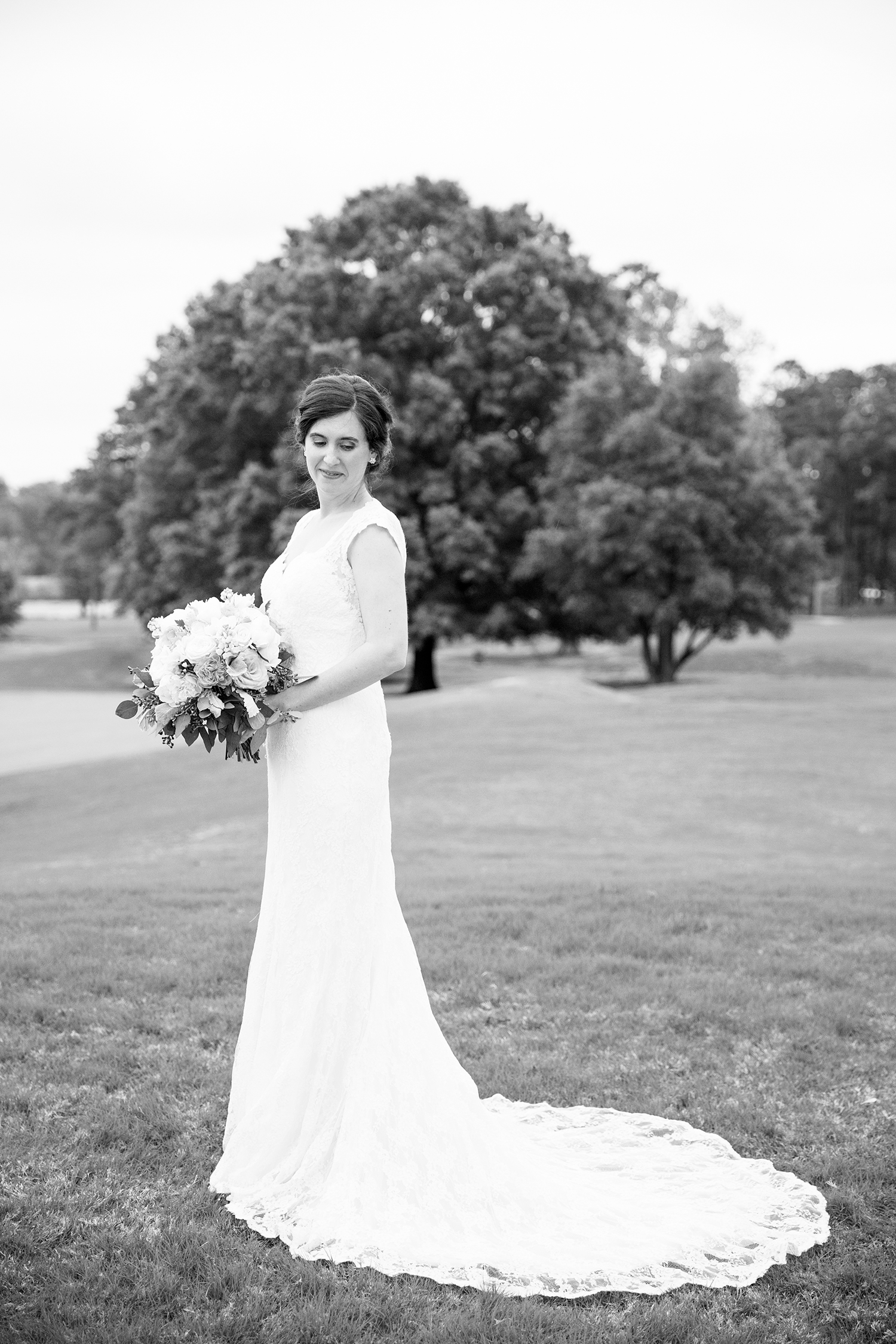 Ibbie Jebs Pastel Toned Spring Wedding - Image Property of www.j-dphoto.com