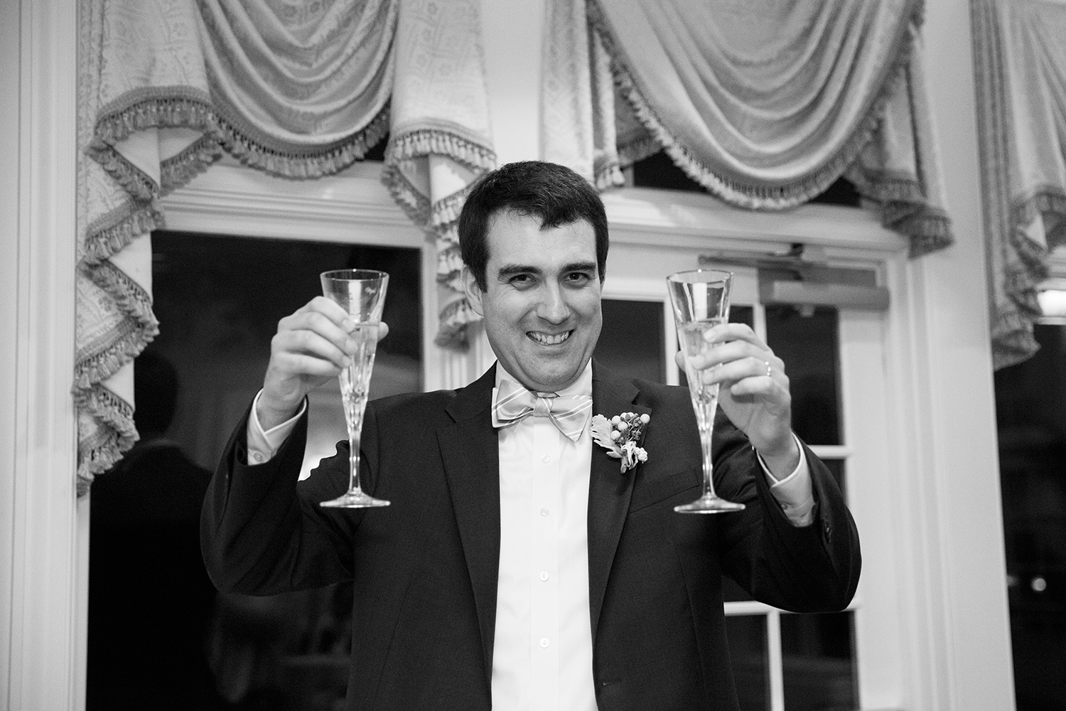 Ibbie Jebs Pastel Toned Spring Wedding - Image Property of www.j-dphoto.com