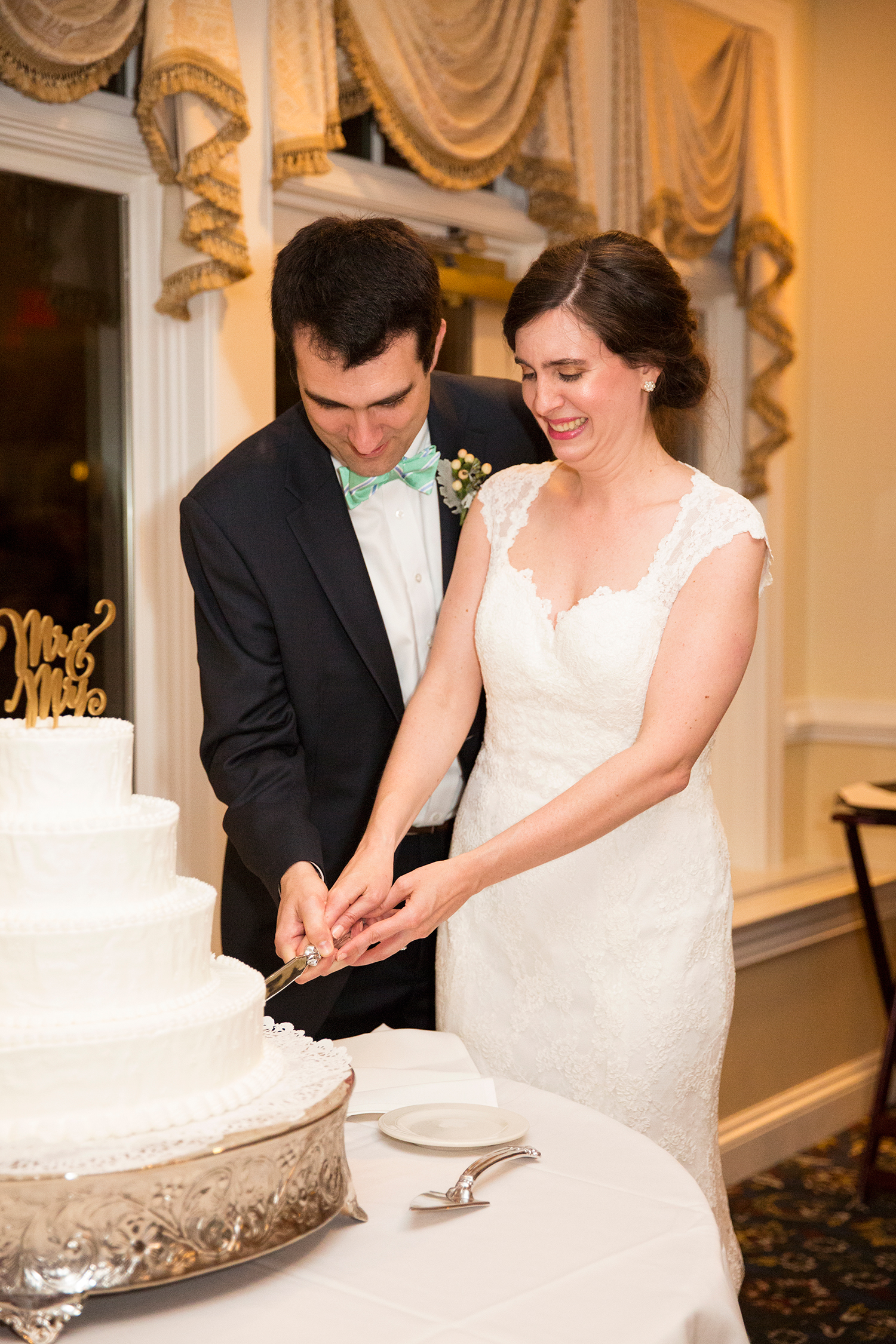 Ibbie Jebs Pastel Toned Spring Wedding - Image Property of www.j-dphoto.com