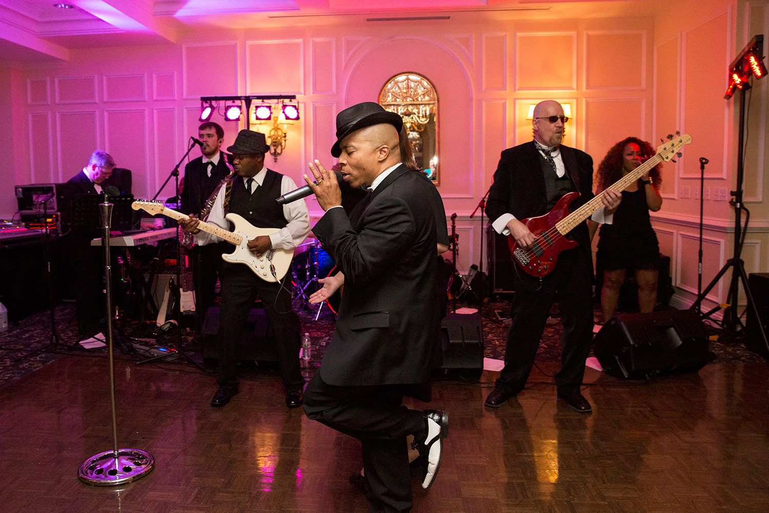 Ibbie Jebs Pastel Toned Spring Wedding - Image Property of www.j-dphoto.com