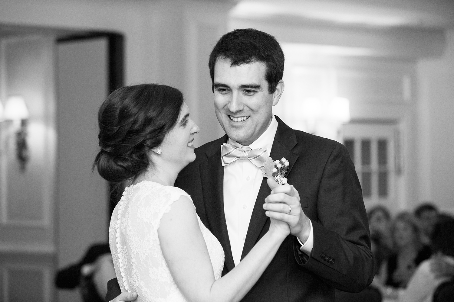 Ibbie Jebs Pastel Toned Spring Wedding - Image Property of www.j-dphoto.com