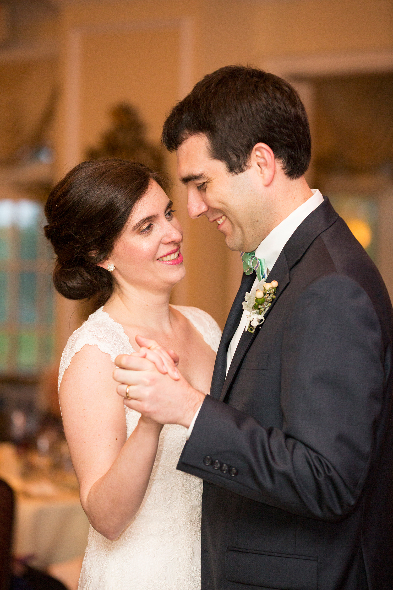 Ibbie Jebs Pastel Toned Spring Wedding - Image Property of www.j-dphoto.com