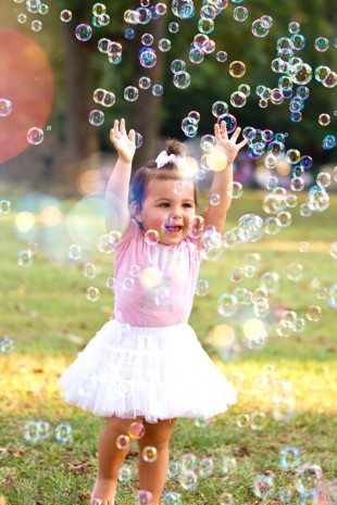 Five Ways to Spice Up Your Family Photos - Image Property of www.j-dphoto.com