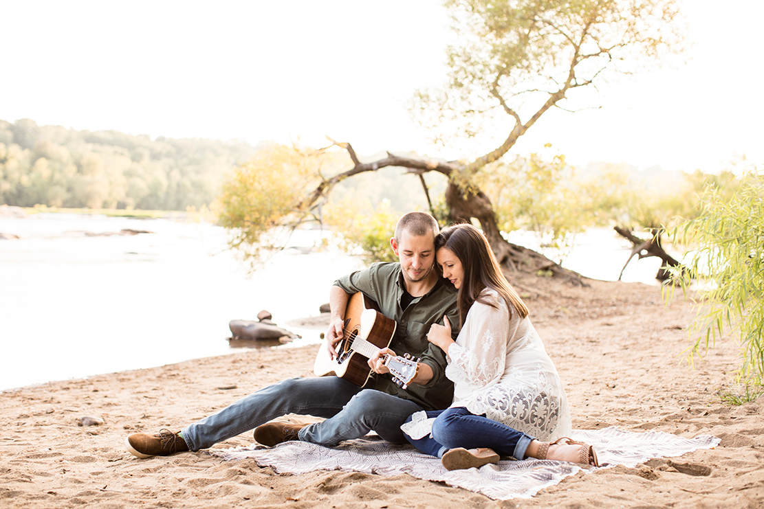 Jill Jeffs Texas Beach Engagement Session - Image Property of www.j-dphoto.com