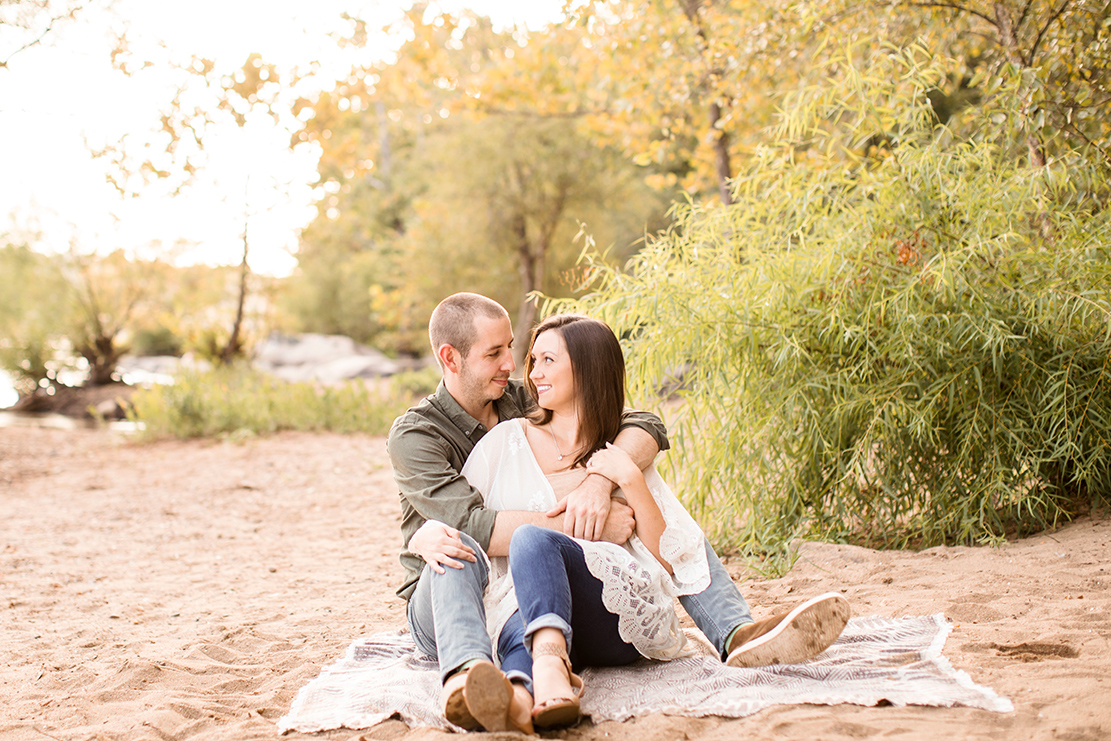 Jill Jeffs Texas Beach Engagement Session - Image Property of www.j-dphoto.com
