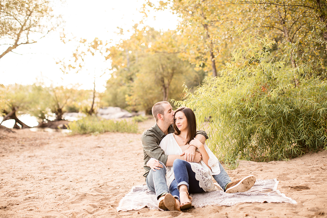 Jill Jeffs Texas Beach Engagement Session - Image Property of www.j-dphoto.com