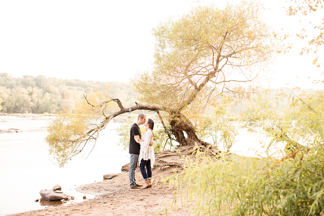 Jill  Jeffs Texas Beach Engagement Session - Image Property of www.j-dphoto.com