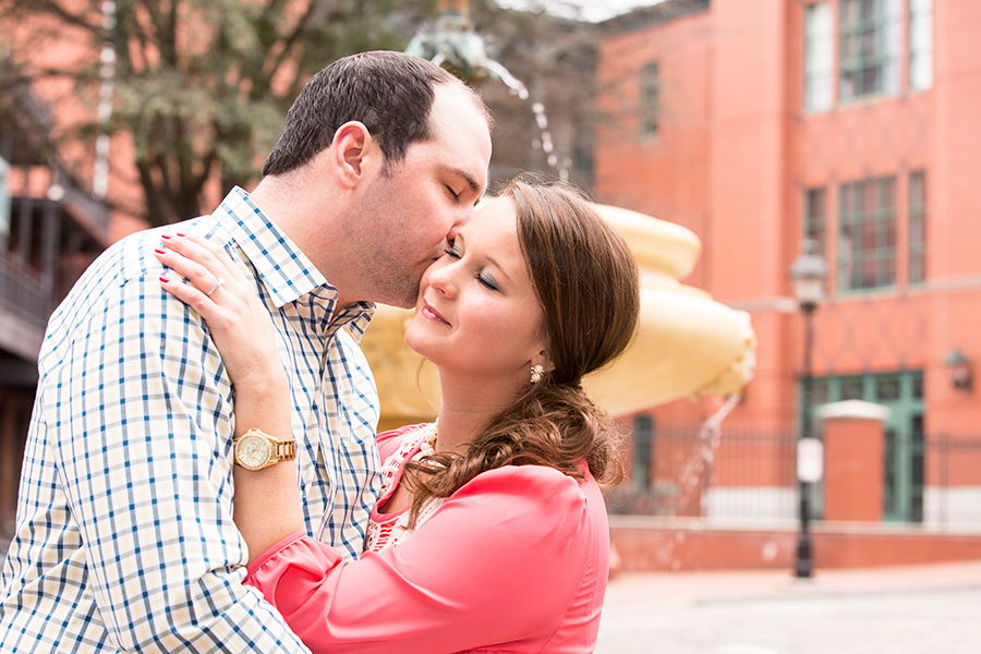 Kale  Lauras Urban Engagement Shoot - Image Property of www.j-dphoto.com