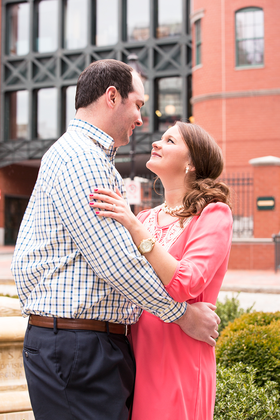 Kale  Lauras Urban Engagement Shoot - Image Property of www.j-dphoto.com