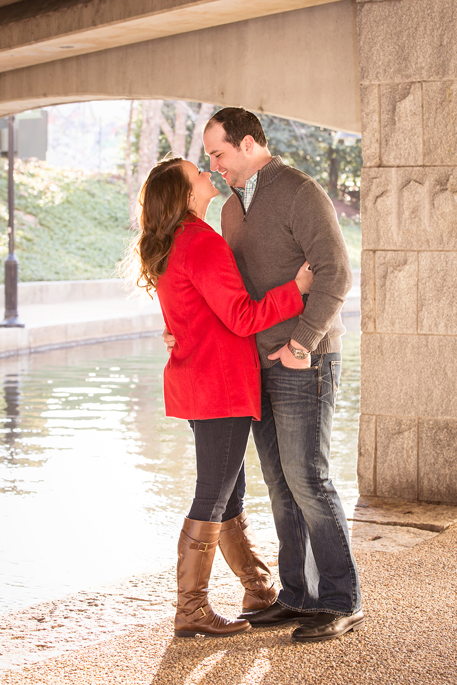 Kale  Lauras Urban Engagement Shoot - Image Property of www.j-dphoto.com