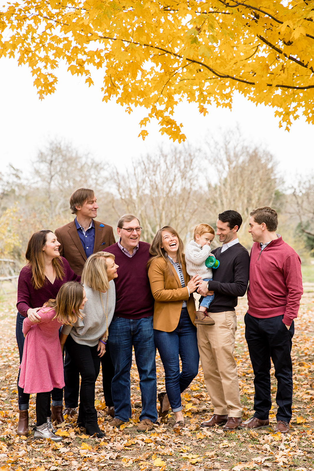 Large Fall Family Photo Shoot With Adult Children at Tuckahoe Plantation - Image Property of www.j-dphoto.com