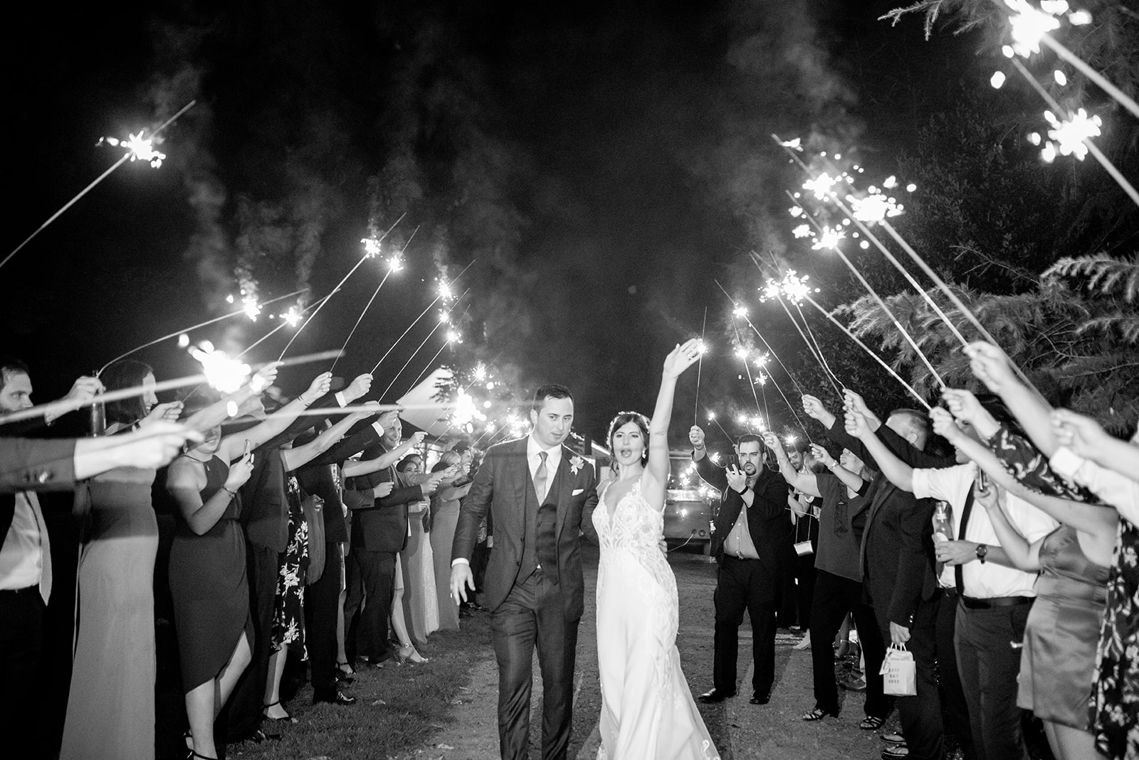Kim  Jesses Wedding at Keswick Vineyard - Image Property of www.j-dphoto.com